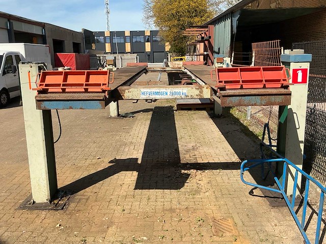 Ravaglioli kp 163d-i hefbrug ‘4 koloms’ - afbeelding 9 van  14