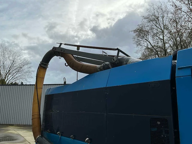 Ravo - 2000 - ravo 5002 si - zelfrijdende veegmachine - afbeelding 9 van  40