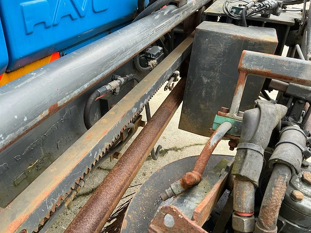 Ravo - 2000 - ravo 5002 si - zelfrijdende veegmachine - afbeelding 7 van  29