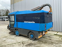 Ravo - 2000 - ravo 5002 si - zelfrijdende veegmachine - afbeelding 23 van  29