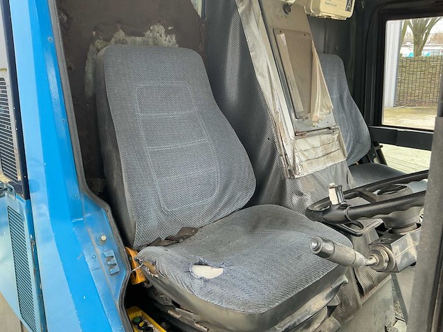 Ravo - 2000 - ravo 5002 si - zelfrijdende veegmachine - afbeelding 2 van  34