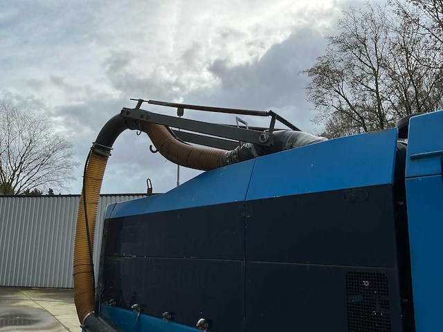 Ravo - 2000 - ravo 5002 si - zelfrijdende veegmachine - afbeelding 3 van  34