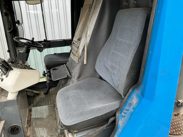 Ravo - 2000 - ravo 5002 si - zelfrijdende veegmachine - afbeelding 16 van  34