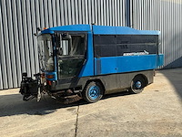 Ravo - 2000 - ravo 5002 si - zelfrijdende veegmachine - afbeelding 22 van  34