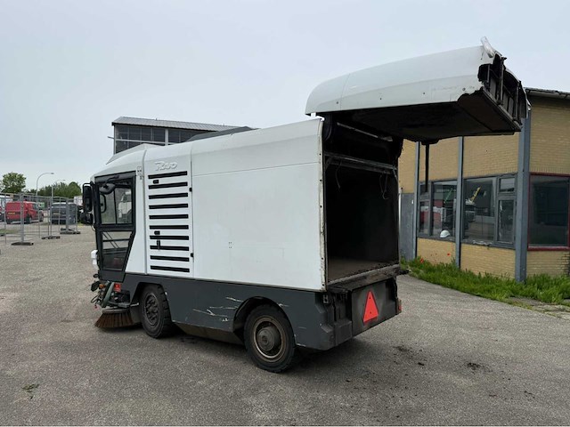 Ravo - 2012 - 530 - straatveegmachine - afbeelding 15 van  30
