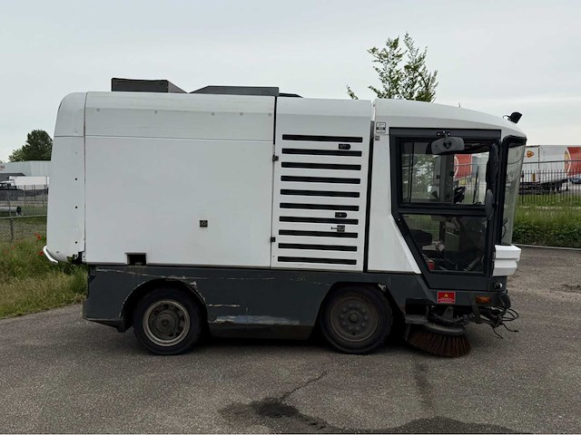 Ravo - 2012 - 530 - straatveegmachine - afbeelding 25 van  30