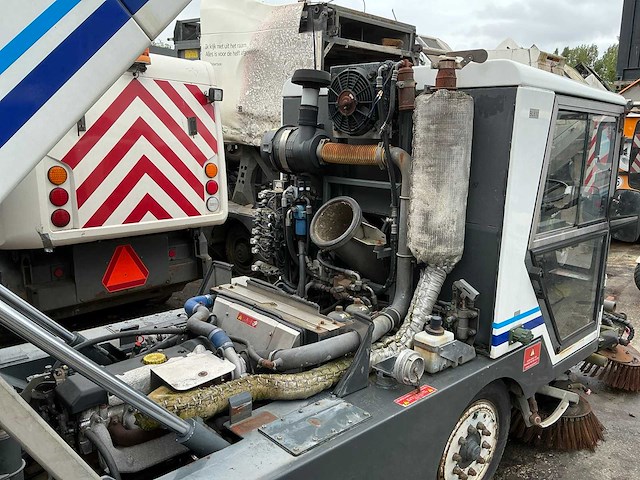Ravo 340 veegwagen - afbeelding 24 van  27