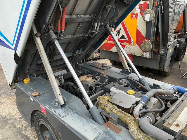 Ravo 340 veegwagen - afbeelding 25 van  27