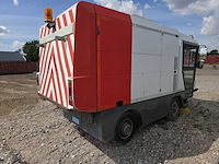 Ravo 5002 slh zelfrijdende veegmachine - afbeelding 3 van  9