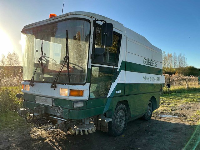 Ravo 5002 st straatveegmachine - afbeelding 1 van  39