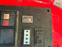 Ravo 5002 st straatveegmachine - afbeelding 18 van  39