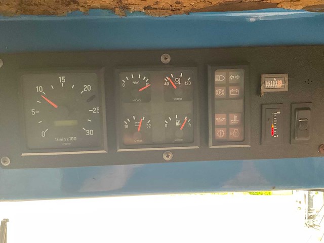 Ravo 5002 zelfrijdende veegmachine - afbeelding 8 van  16