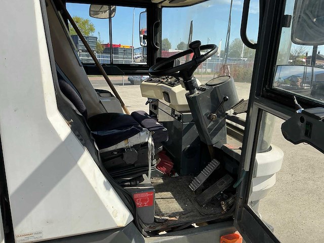 Ravo 530 veegauto - afbeelding 6 van  37