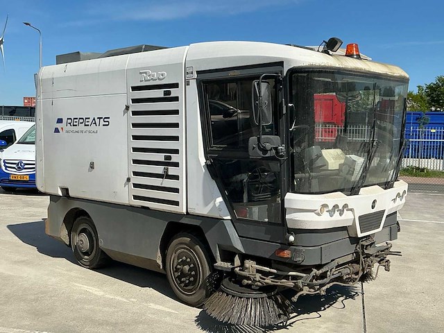 Ravo 530 veegauto - afbeelding 23 van  37
