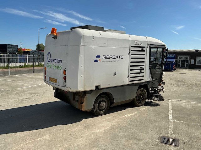 Ravo 530 veegauto - afbeelding 32 van  37