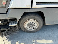Ravo 530 veegauto - afbeelding 36 van  37