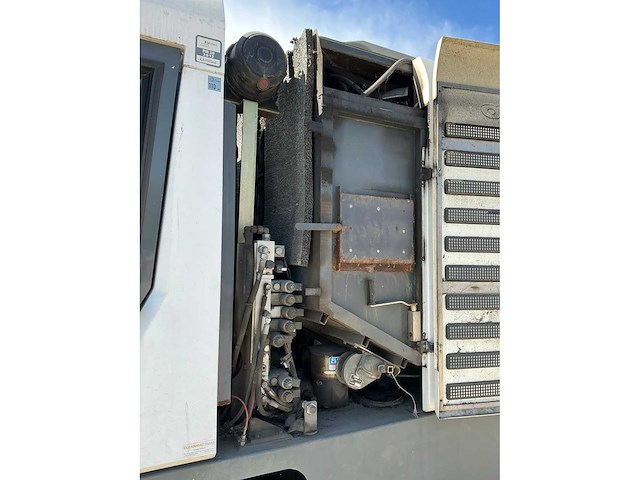 Ravo 530 veegauto - afbeelding 10 van  22
