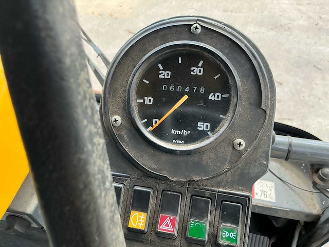 Ravo 540 zelfrijdende straatveegmachine - afbeelding 7 van  24