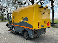 Ravo 540 zelfrijdende straatveegmachine - afbeelding 18 van  24