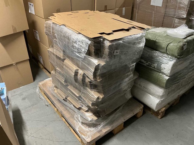 Raya packaging - karton (c) - afbeelding 1 van  3