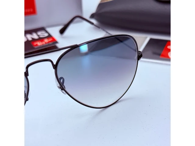 Rayban zonnebril aviator large metal black gradient blue - afbeelding 4 van  8