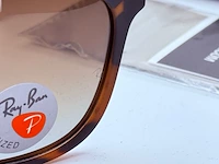 Rayban zonnebril chris tortoise gradient brown - afbeelding 5 van  8