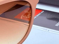 Rayban zonnebril erika classic matte sand gradient brown - afbeelding 5 van  8