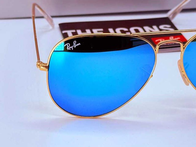 Rayban zonnebril matte gold blue polarized - afbeelding 2 van  5