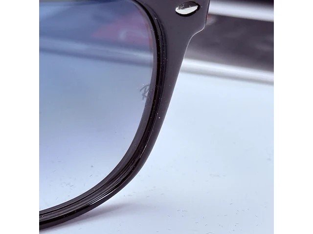 Rayban zonnebril new wayfarer black gradient blue - afbeelding 5 van  8