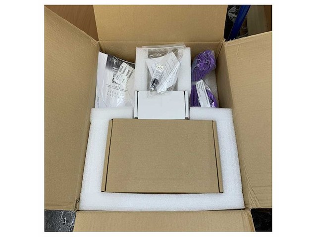 Raymarine magnum 4kw radar pedestal with vcm100 - e70484 - afbeelding 4 van  7