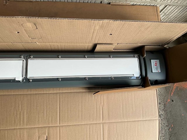 Raytec spartan spz-wl168 explosieveilige led lineaire armaturen (4x) inclusief thermon industriële heat tracing kabel - afbeelding 3 van  13