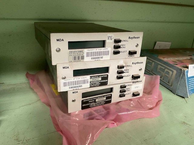 Raytheon digital adapter (4x) - afbeelding 3 van  3
