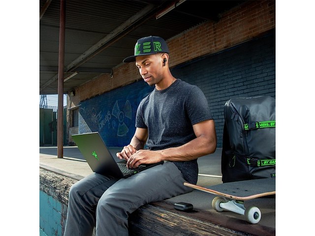 Razer hammerhead pro hyperspeed earbuds zwart - afbeelding 2 van  4