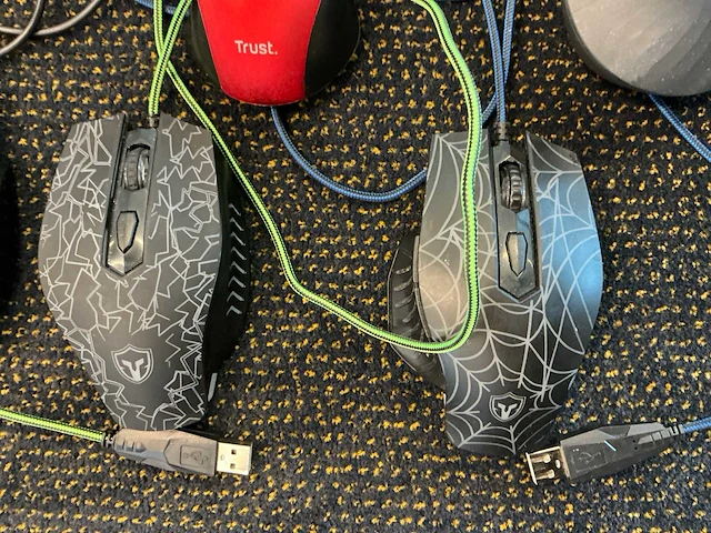 Razor / logi / trust / battletron muis (5x) - afbeelding 2 van  5