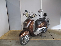 Razzo - snorscooter - lugano retro - scooter - afbeelding 4 van  11