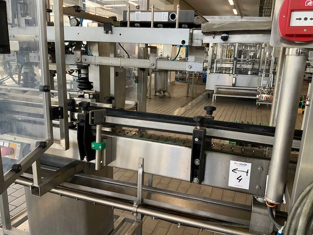 Rb6000 capsuleermachine met krimp en spoelmachine - afbeelding 8 van  24