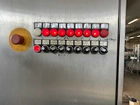 Rb6000 capsuleermachine met krimp en spoelmachine - afbeelding 23 van  24