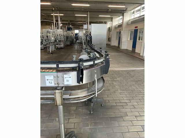 Rb6000 capsuleermachine met krimp en spoelmachine - afbeelding 25 van  31