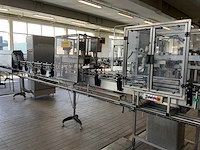 Rb6000 capsuleermachine met krimp en spoelmachine