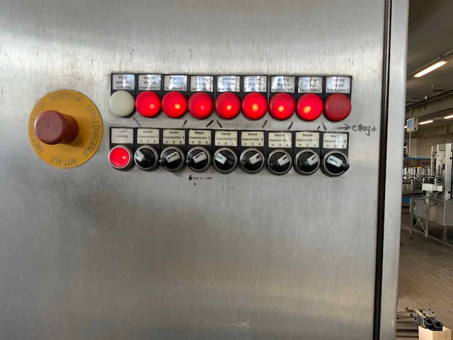 Rb6000 capsuleermachine met krimp en spoelmachine - afbeelding 23 van  24