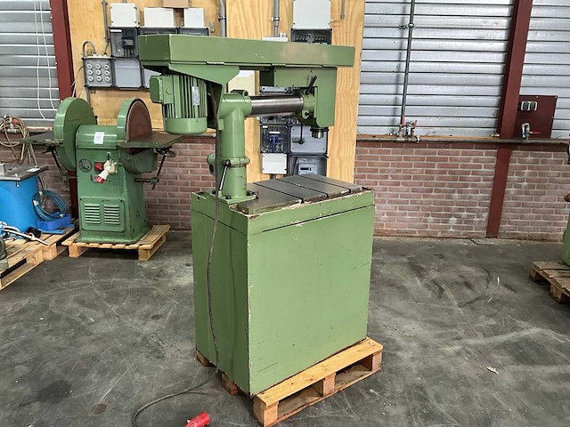 Rbr-16 radiaalboormachine - afbeelding 9 van  14