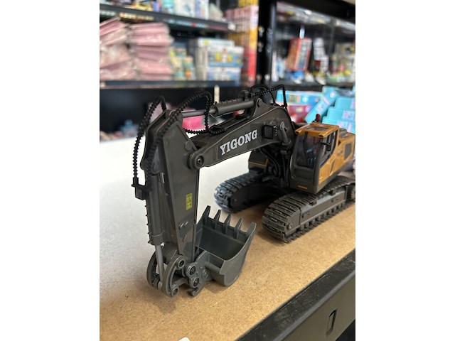 Rc-speelgoedgraafmachine met 11 kanalen - afbeelding 5 van  5