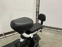 Rccar industry - rc-g1.5 - elektrische scooter - afbeelding 2 van  17
