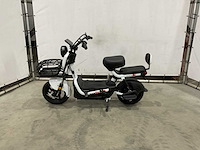 Rccar industry - rc-g1.5 - elektrische scooter - afbeelding 11 van  17