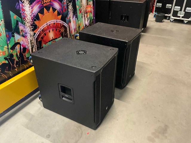 Rcf sub 8003-asii subwoofer (2x) - afbeelding 2 van  8
