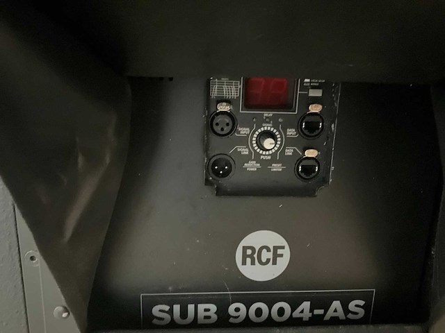 Rcf sub9004-as actief subwoofer (4x) - afbeelding 3 van  6