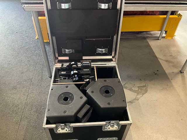 Rcf tt08-aii actiefluidspreker set - afbeelding 11 van  11