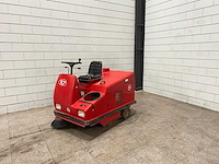 Rcm - 1997 - r703 - straatveegmachine - afbeelding 1 van  9