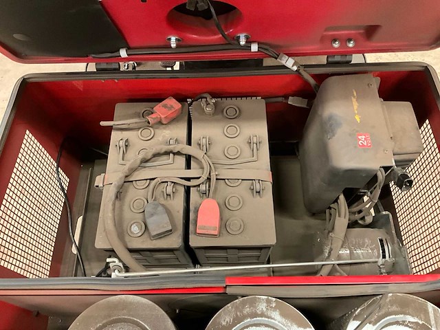 Rcm atom schoonmaakwagen - afbeelding 2 van  2