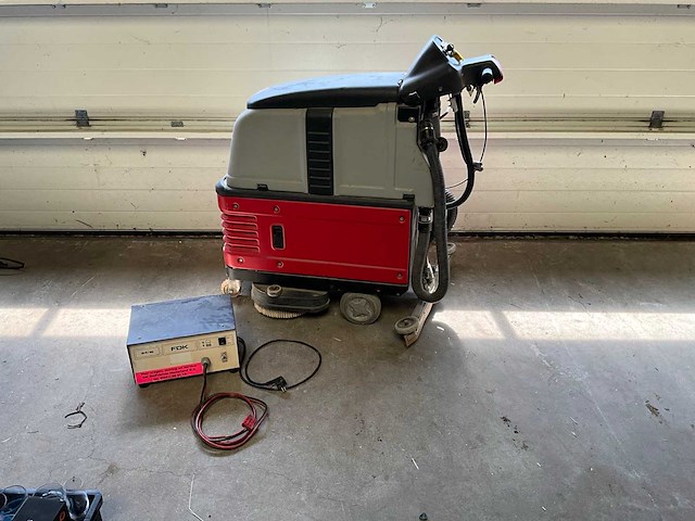 Rcm lb 530 schrobzuigmachine - afbeelding 1 van  3
